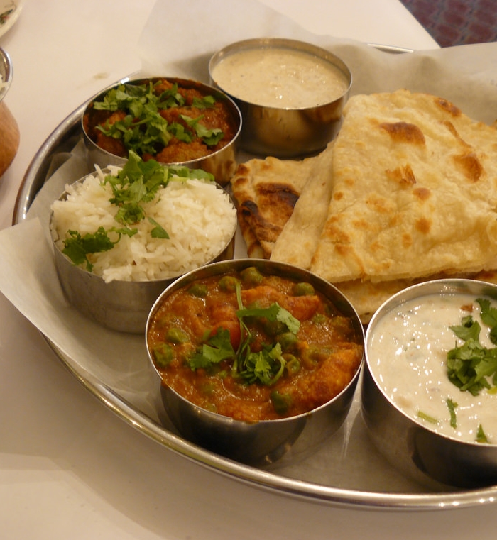 Tiffin Services in Bandra